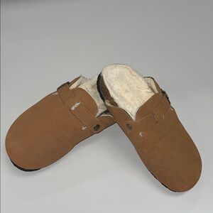 Source Unknown Brown Women's Mules size 7 unmarked